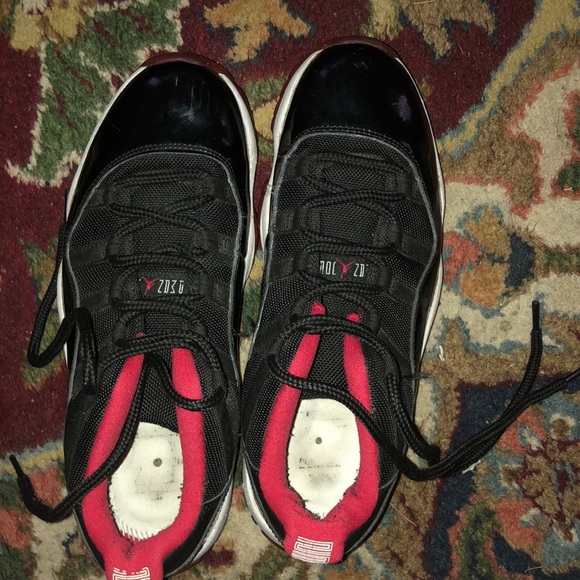 Jordan 11 Bred Lows - Picture 6 of 6